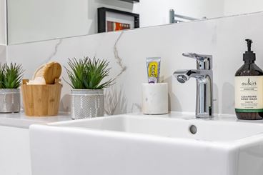 Neos show home - bathroom detail